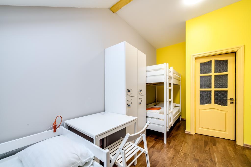 Park Plus Hostel Lviv Chambre photo